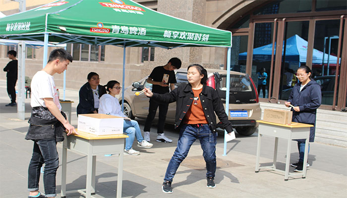 我院举办“岁月正好,芳华依旧”第十二届女生节开幕式暨乐游园活动