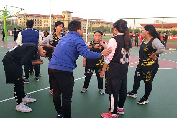 恭贺我院在kaiyuncom官方网站新生杯女子篮球赛中喜获亚军 恭贺我院在kaiyuncom官方网站新生杯女子篮球赛中喜获亚军