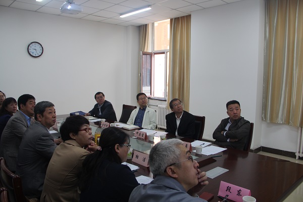 金智新院士到kaiyun官网kaiyuncom官方网站调研 金智新院士到kaiyun官网kaiyuncom官方网站调研