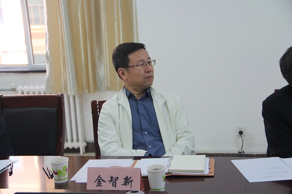 金智新院士到kaiyun官网kaiyuncom官方网站调研 金智新院士到kaiyun官网kaiyuncom官方网站调研