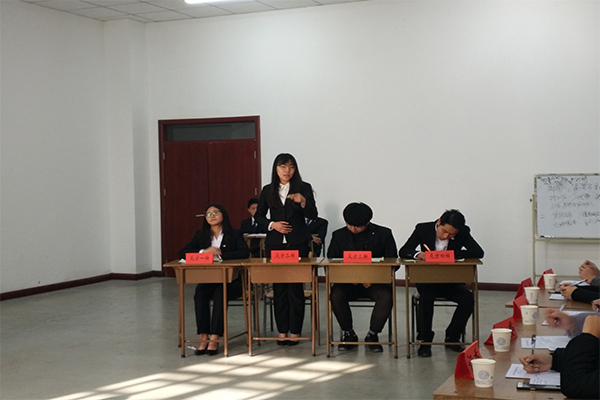 祝贺我院在第八届“清泽博思杯”辩论赛中挺进四强 祝贺我院在第八届“清泽博思杯”辩论赛中挺进四强